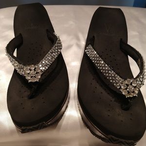 Volatile Black & Bling Wedge Sandal Size 7